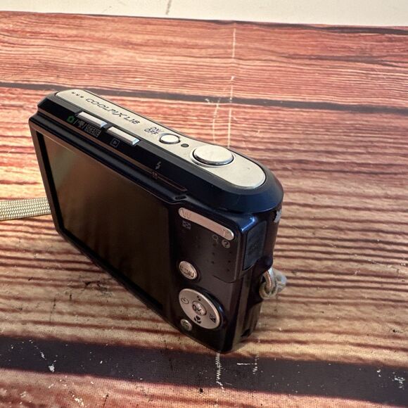 Nikon Coolpix L18 8MP 3X Zoom Compact Digital Camera Blue - Parts - Picture 7 of 7